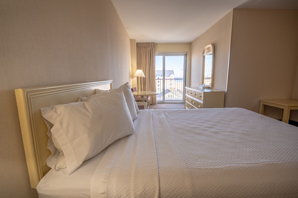 Americana Hotel Oceanfront 31/68
