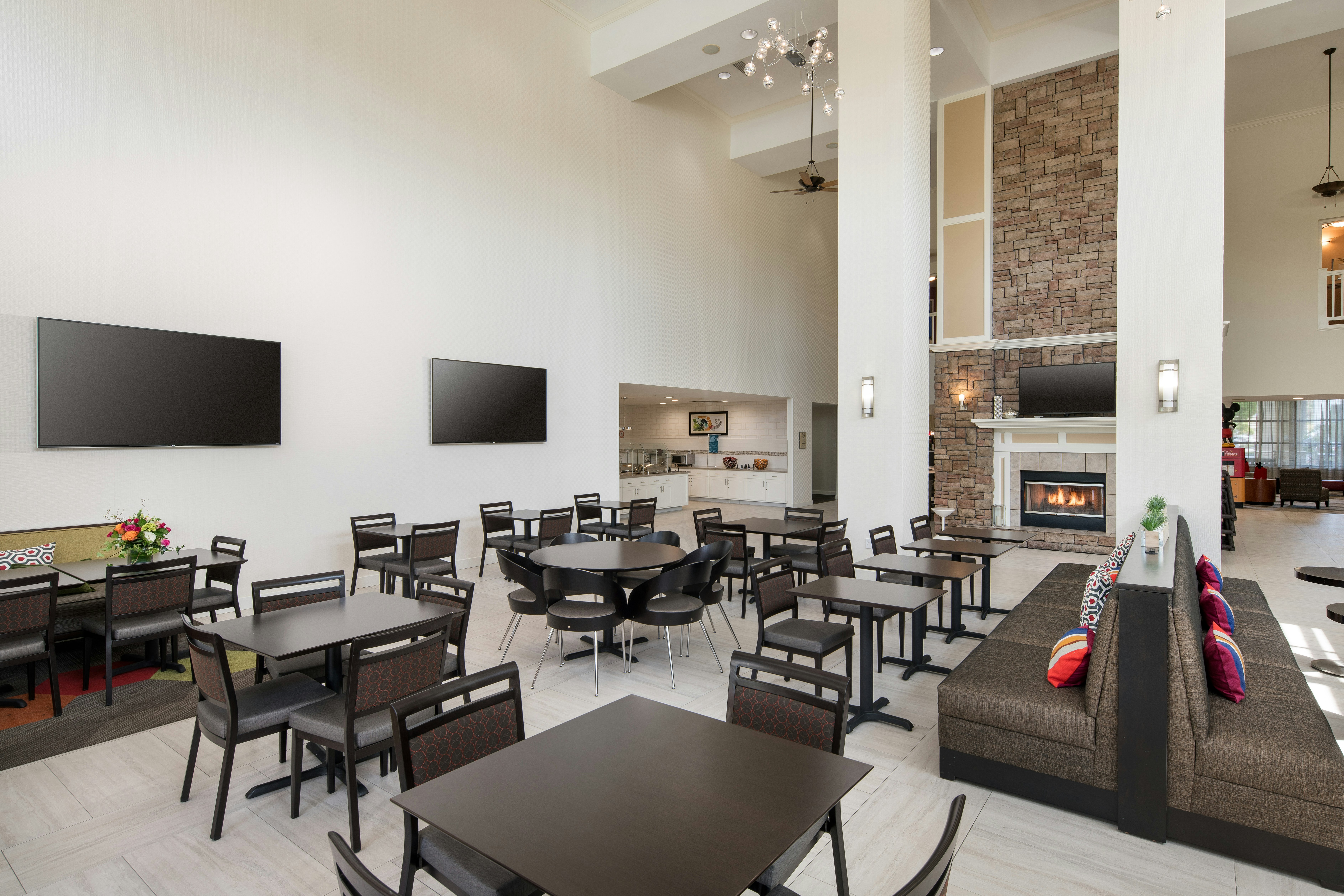 Homewood Suites By Hilton Anaheim-Main Gate Area 57/69