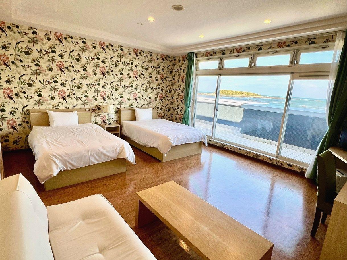 Aoshima Fisherman's Beachside Hostel & Spa 5/23