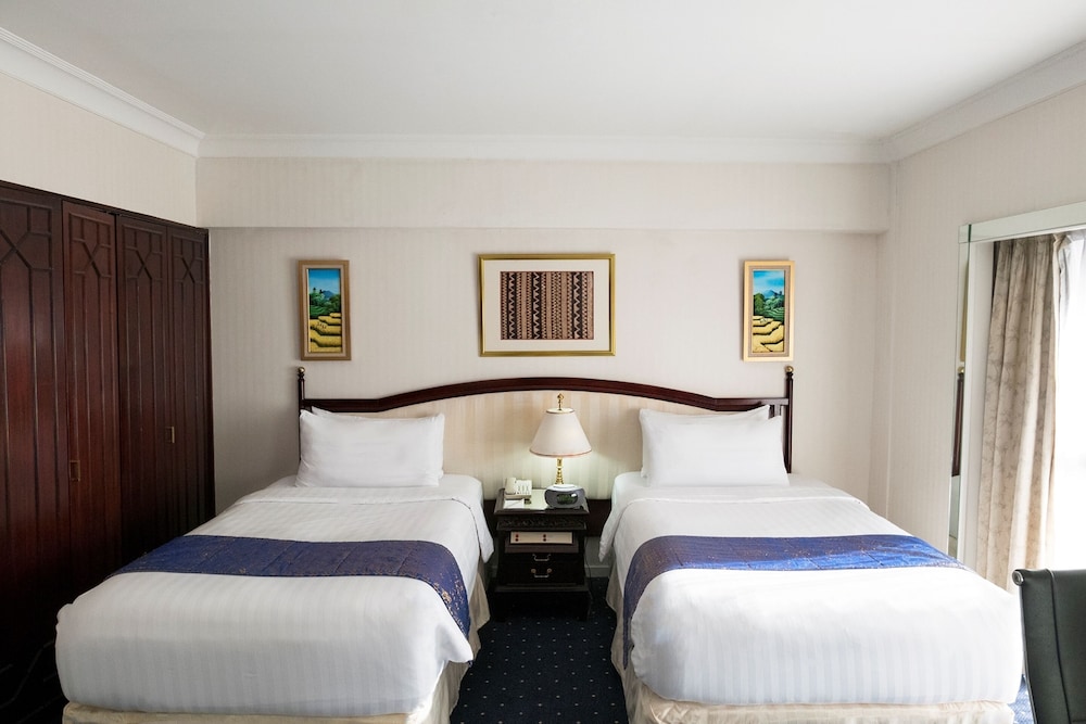 1 BEDROOM, PACIFIC, EXECUTIVE, SUITE