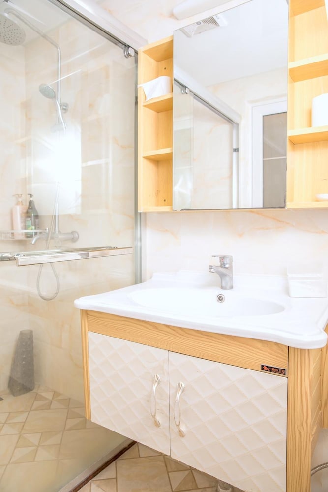Guangzhou Pengman Apartment Huanshidong 45/50