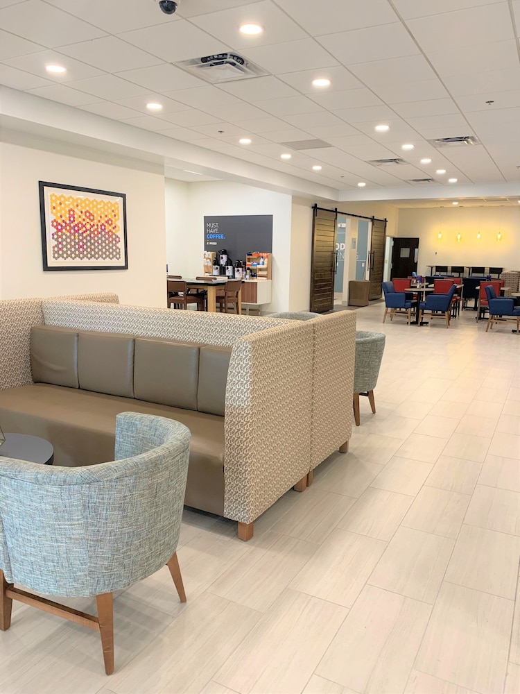 Holiday Inn Express Boca Raton-West 10/60