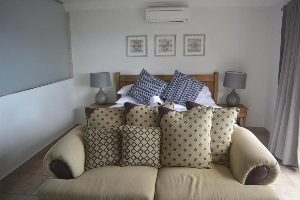 Room, King Bed, Sea View