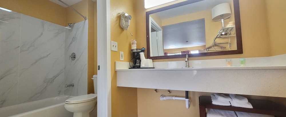 Olympic Inn And Suites Port Angeles 25/59