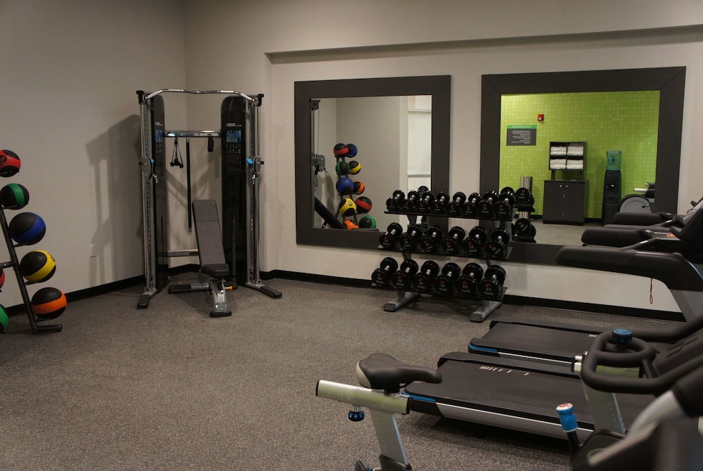 La Quinta Inn Suites By Wyndham Mobile 44/70