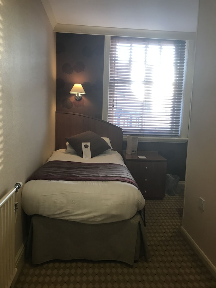 Crown And Mitre Hotel Sure Hotel Collection By Best Western 44/74