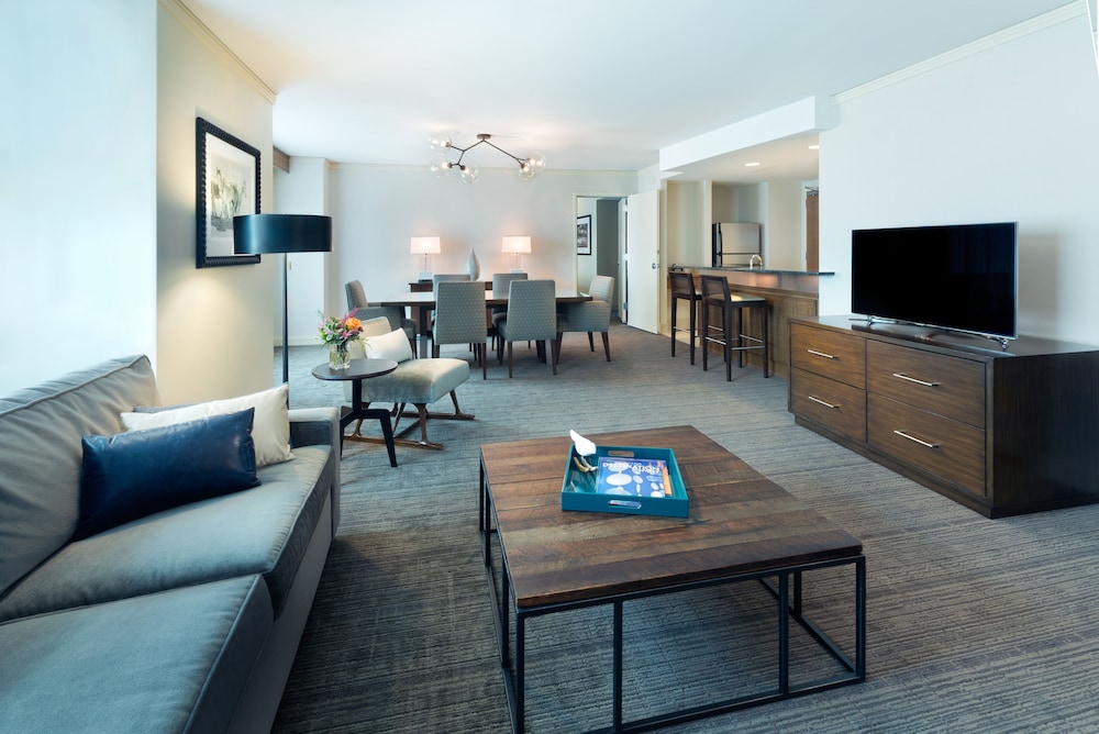 Hyatt Regency Denver 45/77
