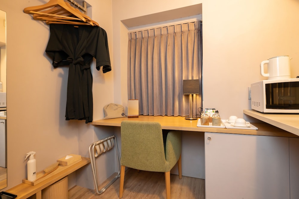 Roppongi Hotel S 69/75