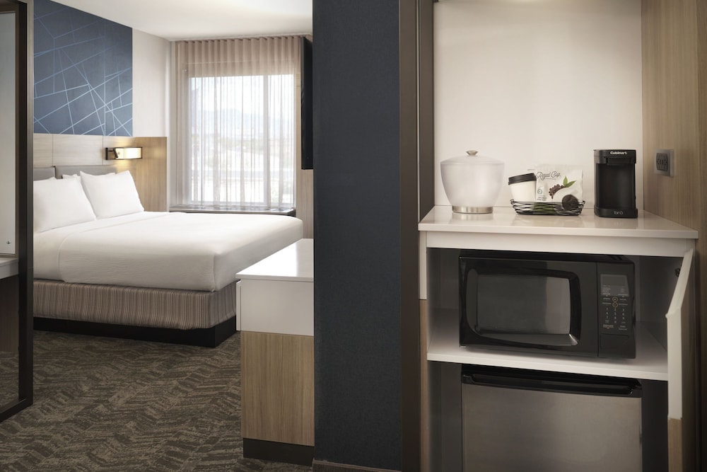 جناح بسريرين كوين مع سرير سحّاب إضافي لذوي الإعاقة، SpringHill Suites by Marriott Las Vegas Airport 3/8