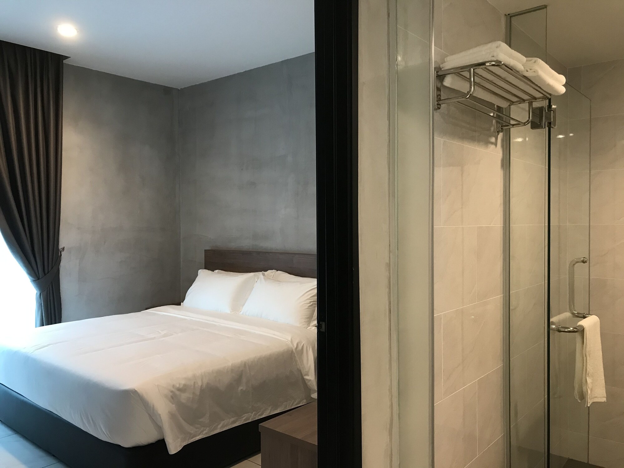 FAMILY SUITE