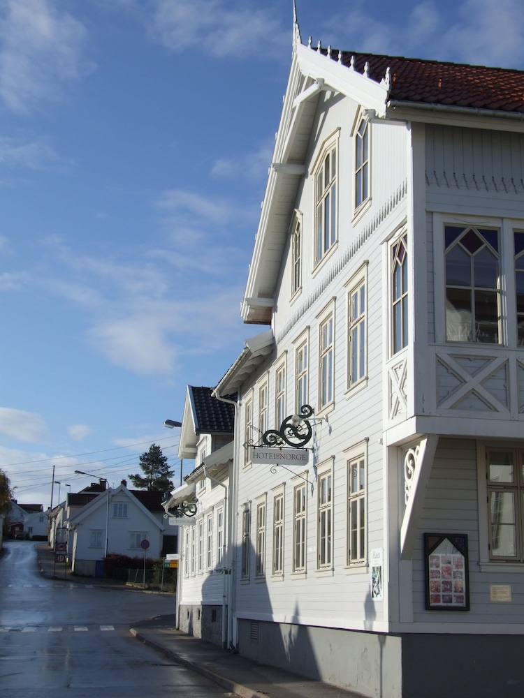 Lillesand Hotel Norge 9/55