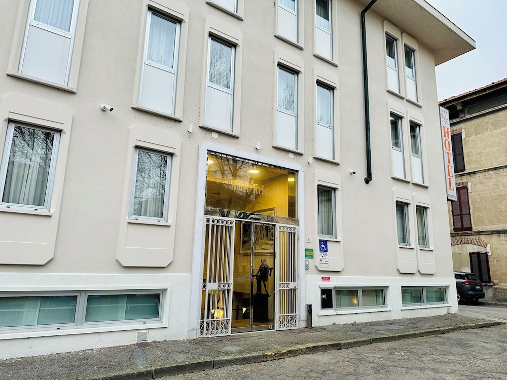 Hotel Kristall 48/49