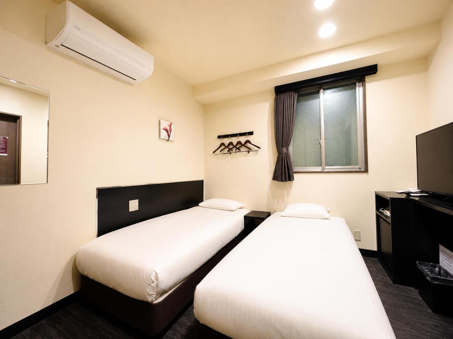 غرفة بسريرين منفصلين، Arashi Hotel Namba 3/10