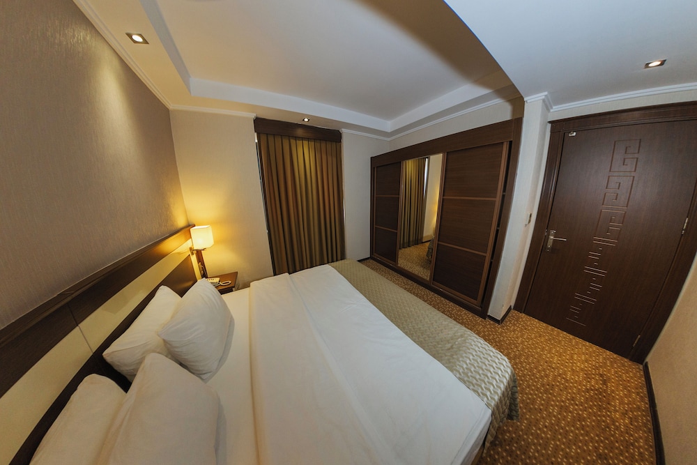 Elit Class Hotel 1/22