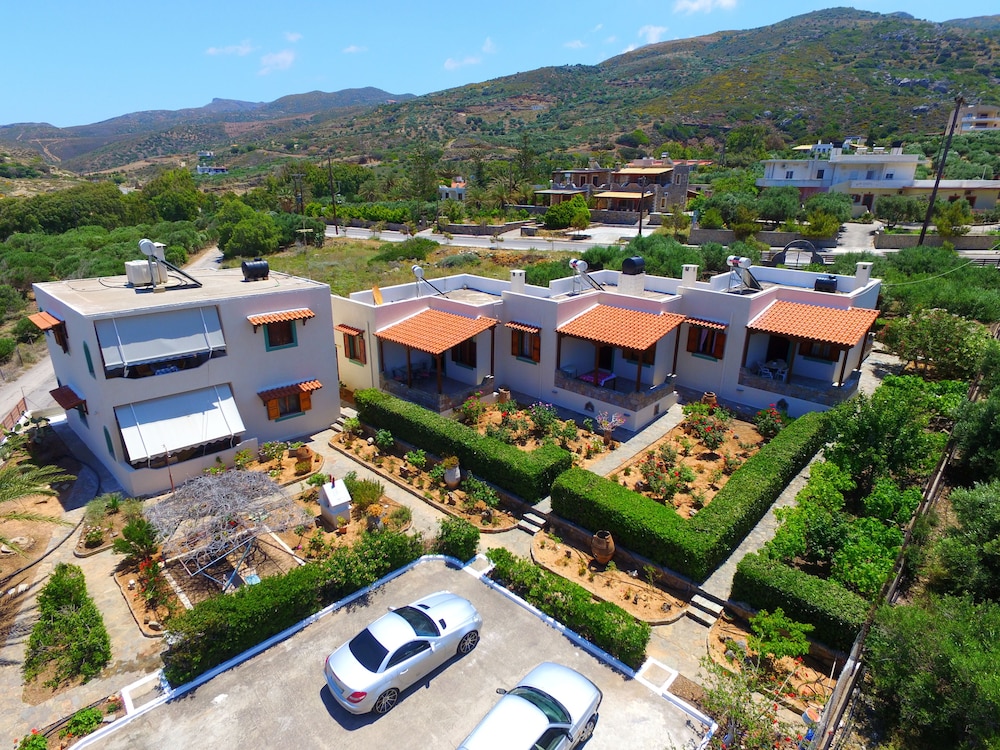 Villa Katerina Holiday Apartments 1/40