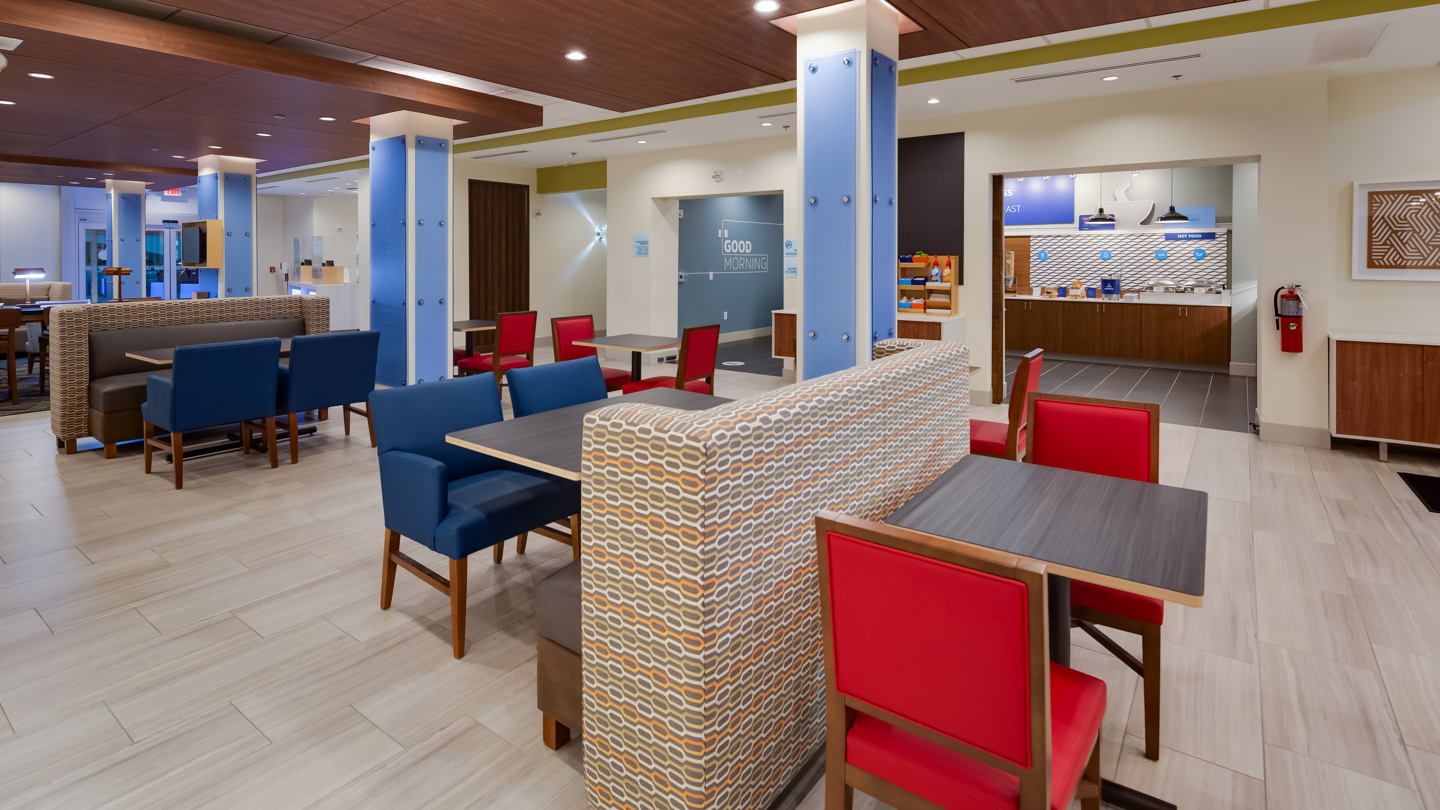 Holiday Inn Express Suites Latta 46/59