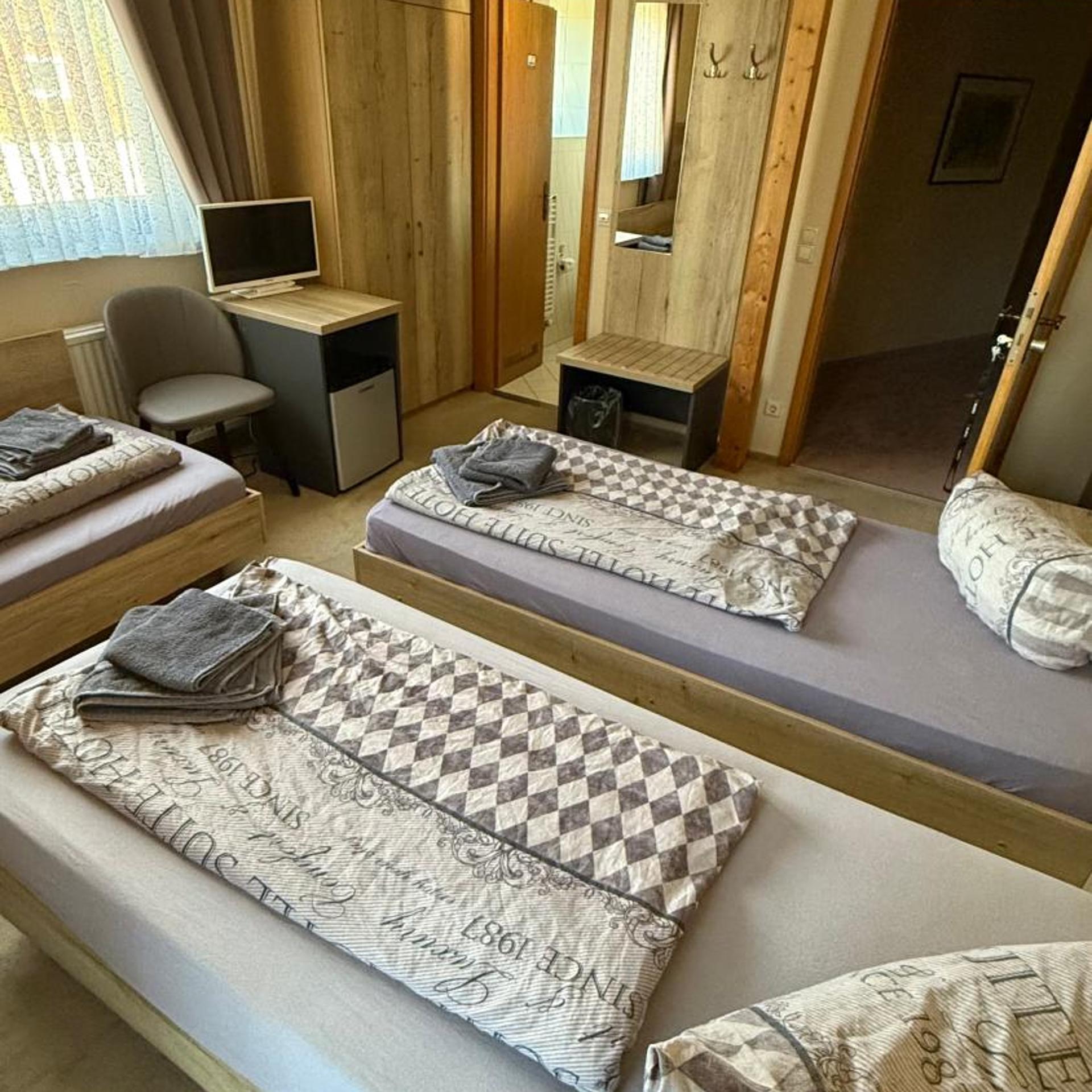 Hotel Pension Pamina 28/50