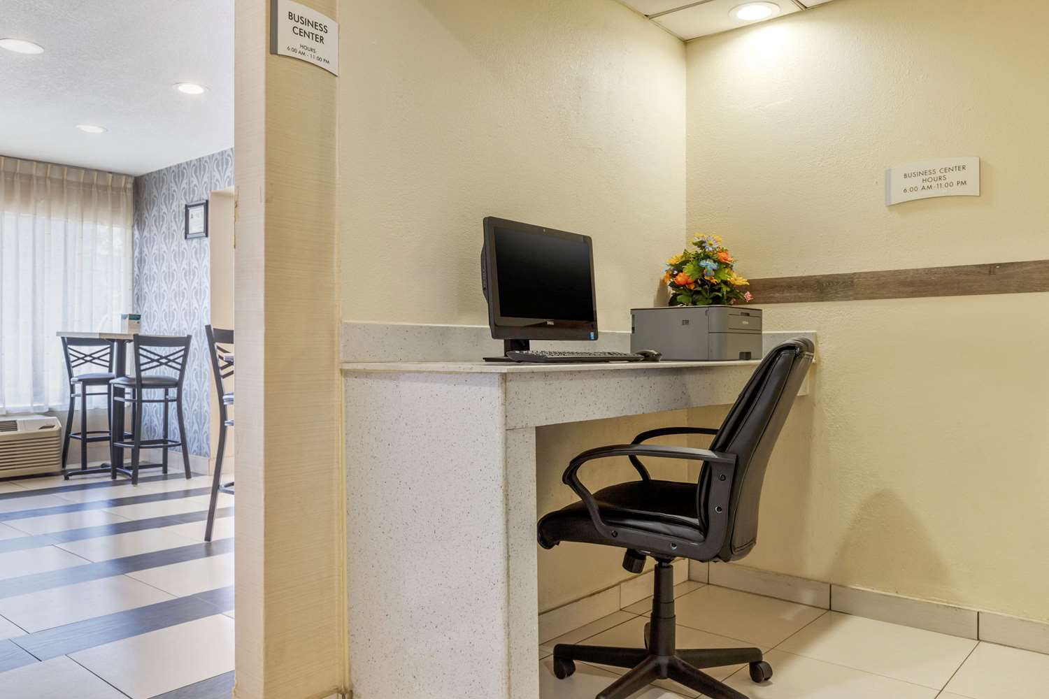 Motel6 Charlotte, NC – Airport South 10/15