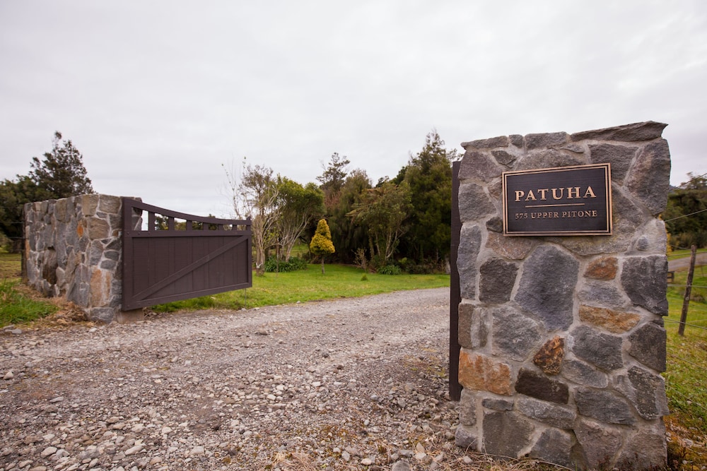 PATUHA LODGE 55/66
