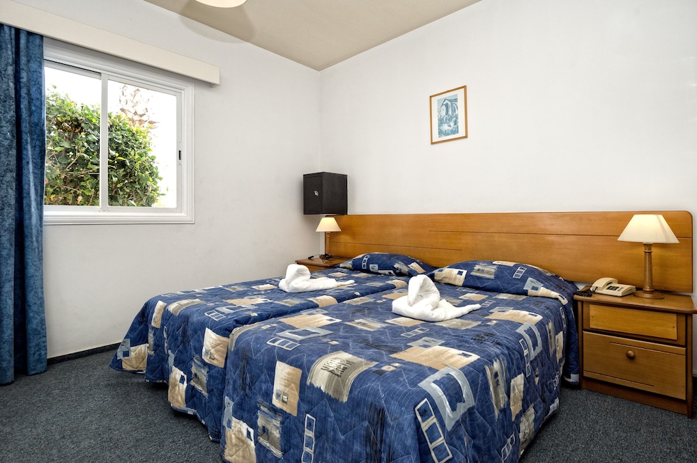 Sunny Hill Hotel Apartments 17/58