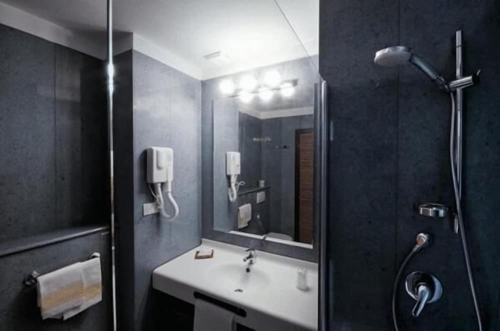 Hotel Rondine 37/38
