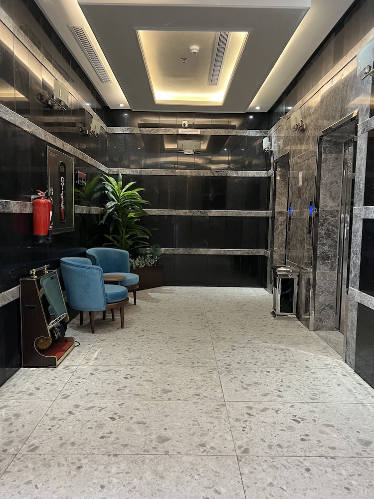 فندق دبليو بلاتينيوم(W Platinum Hotel) 20/23