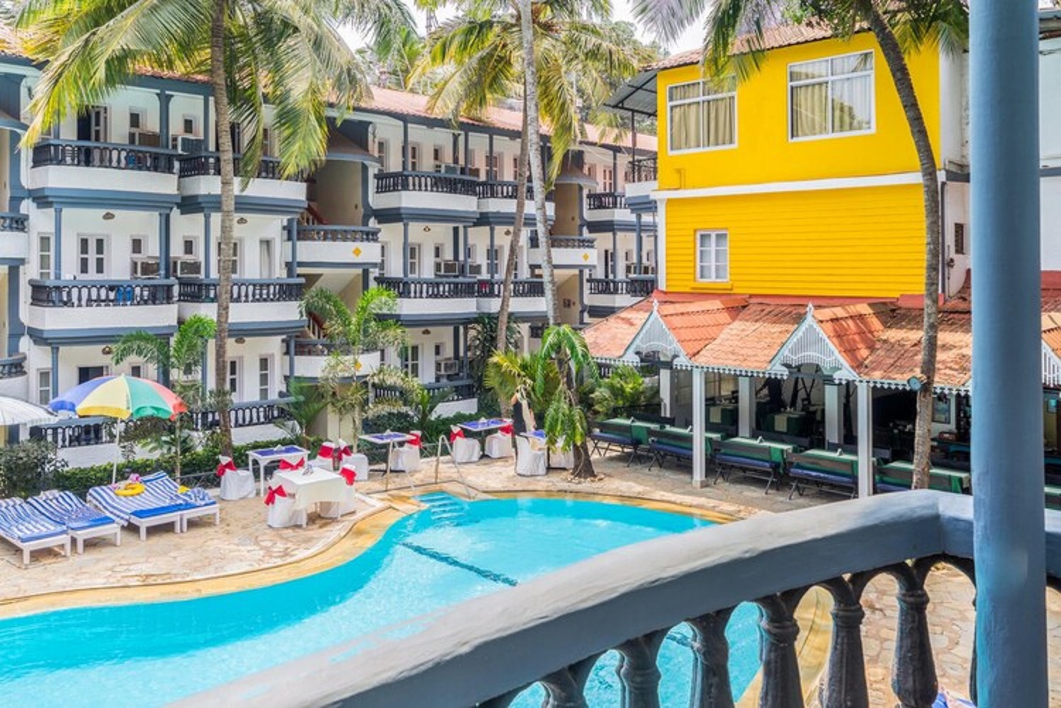 Santiago Beach Resort 17/21