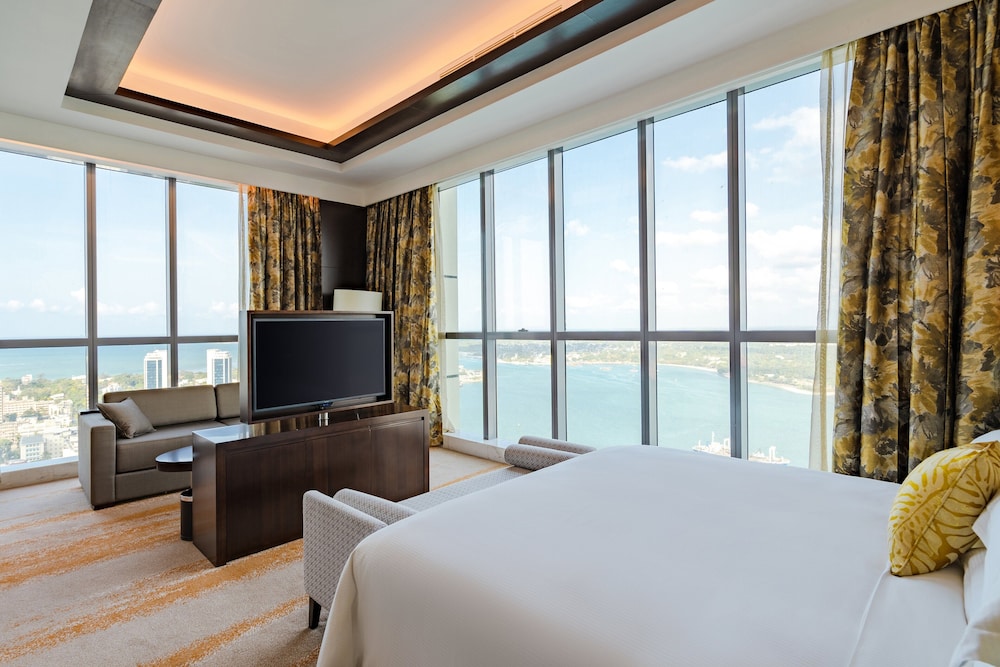 Johari Rotana 24/66