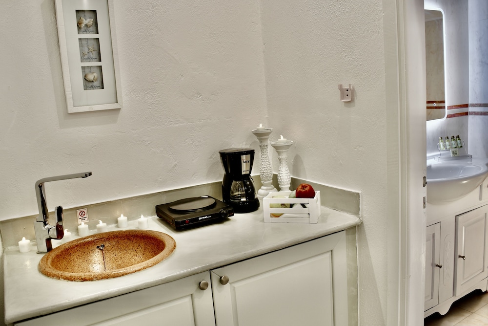 Aeolos Art and Eco Suites - Adults Only 109/109