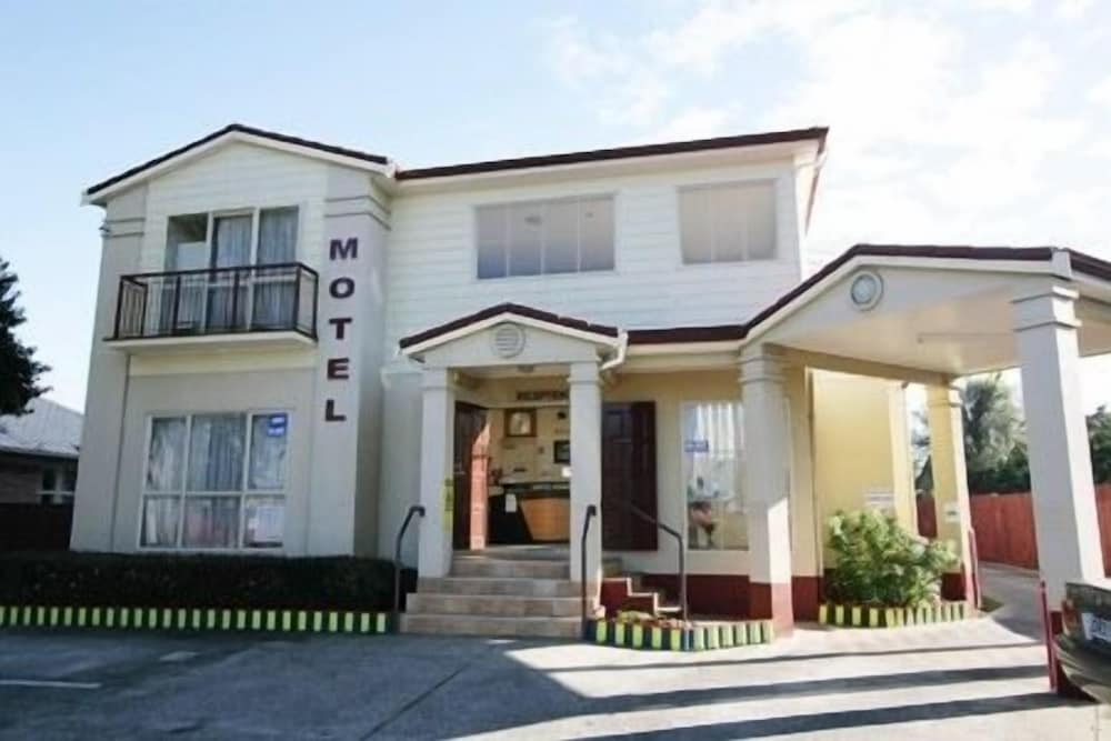 Avondale Motor Inn 2/36