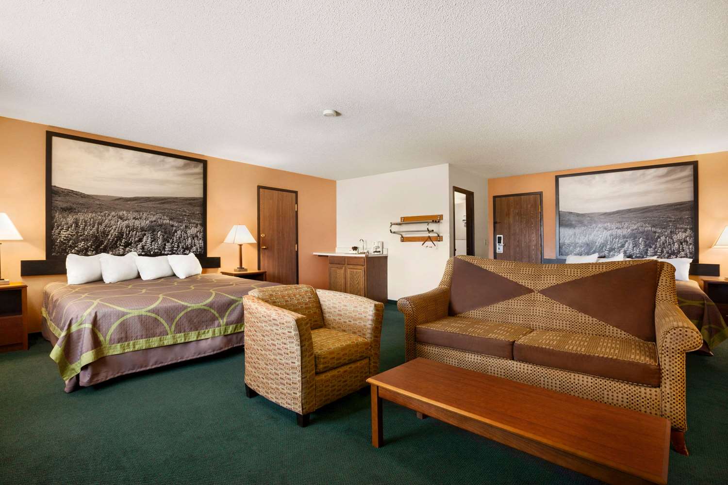 Super 8 By Wyndham Concordia 20/31