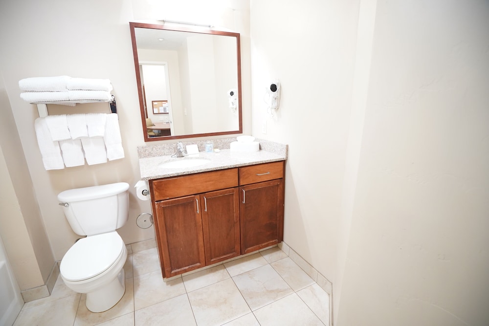 Candlewood Suites Boise-Meridian 7/56