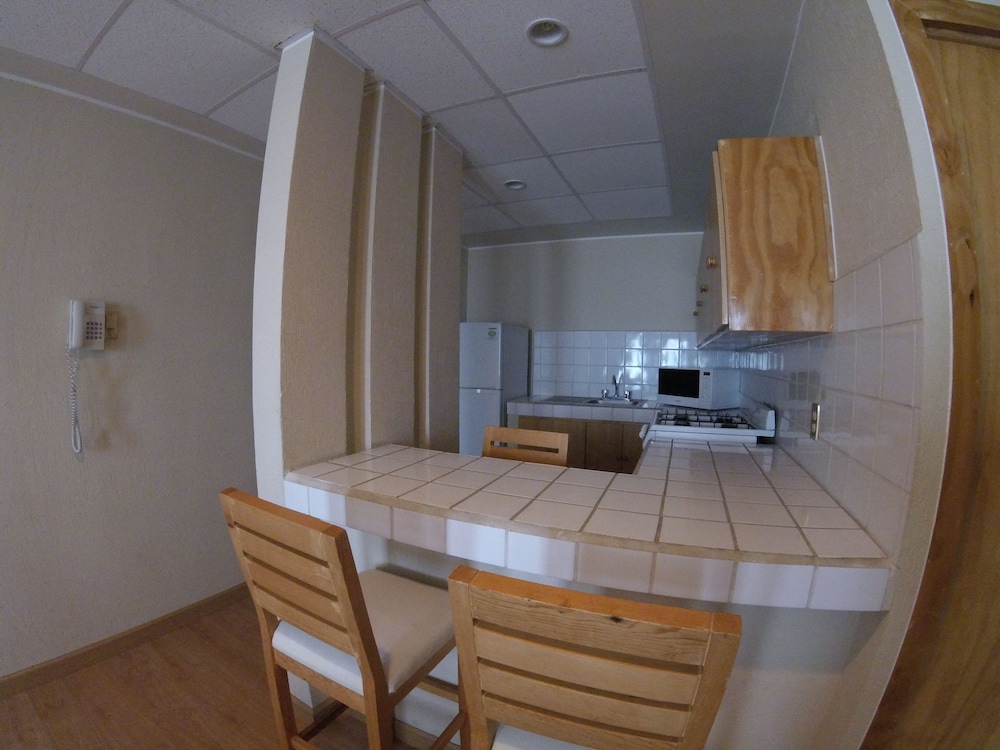 Suites Victoria Hotel 33/44