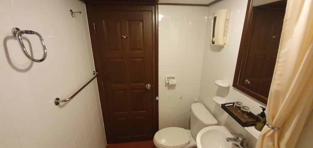 Isle Beach Resort 64/65