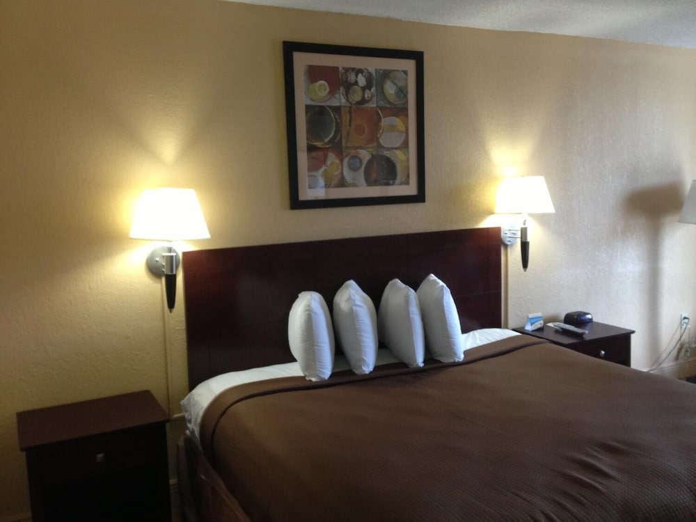 Americas Best Value Inn Orlando 73/93