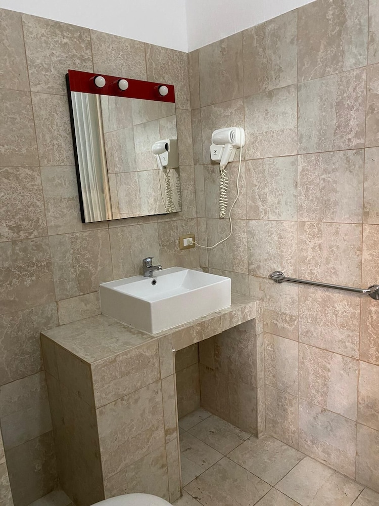 Hotel Morandi 48/50