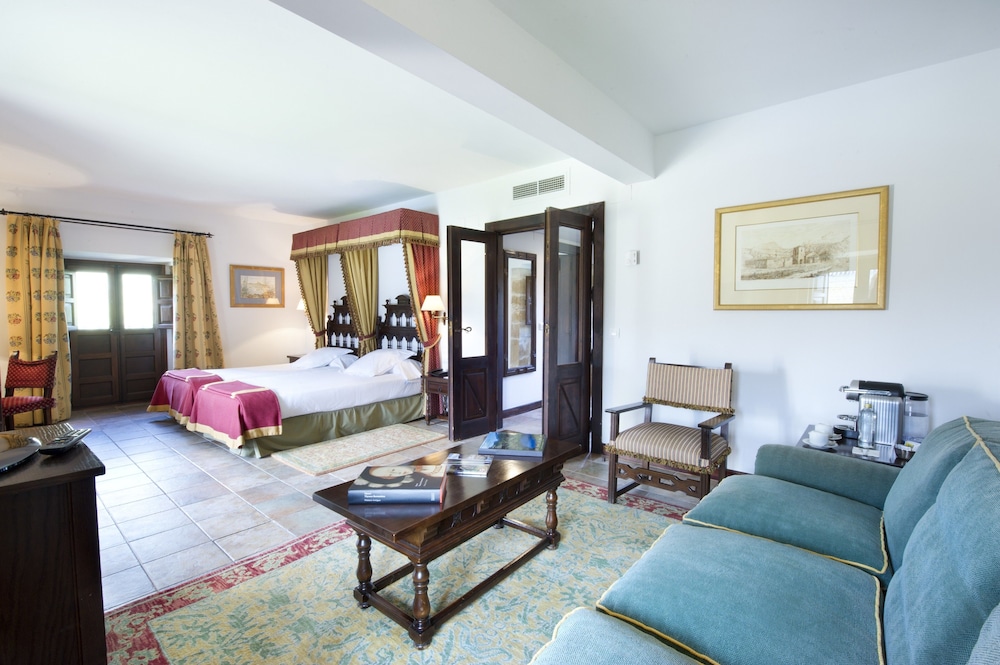 Parador De Cangas De Onis 52/73