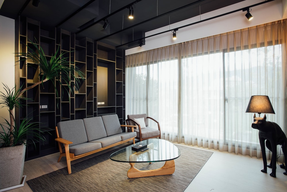 Onsense Villa 44/61