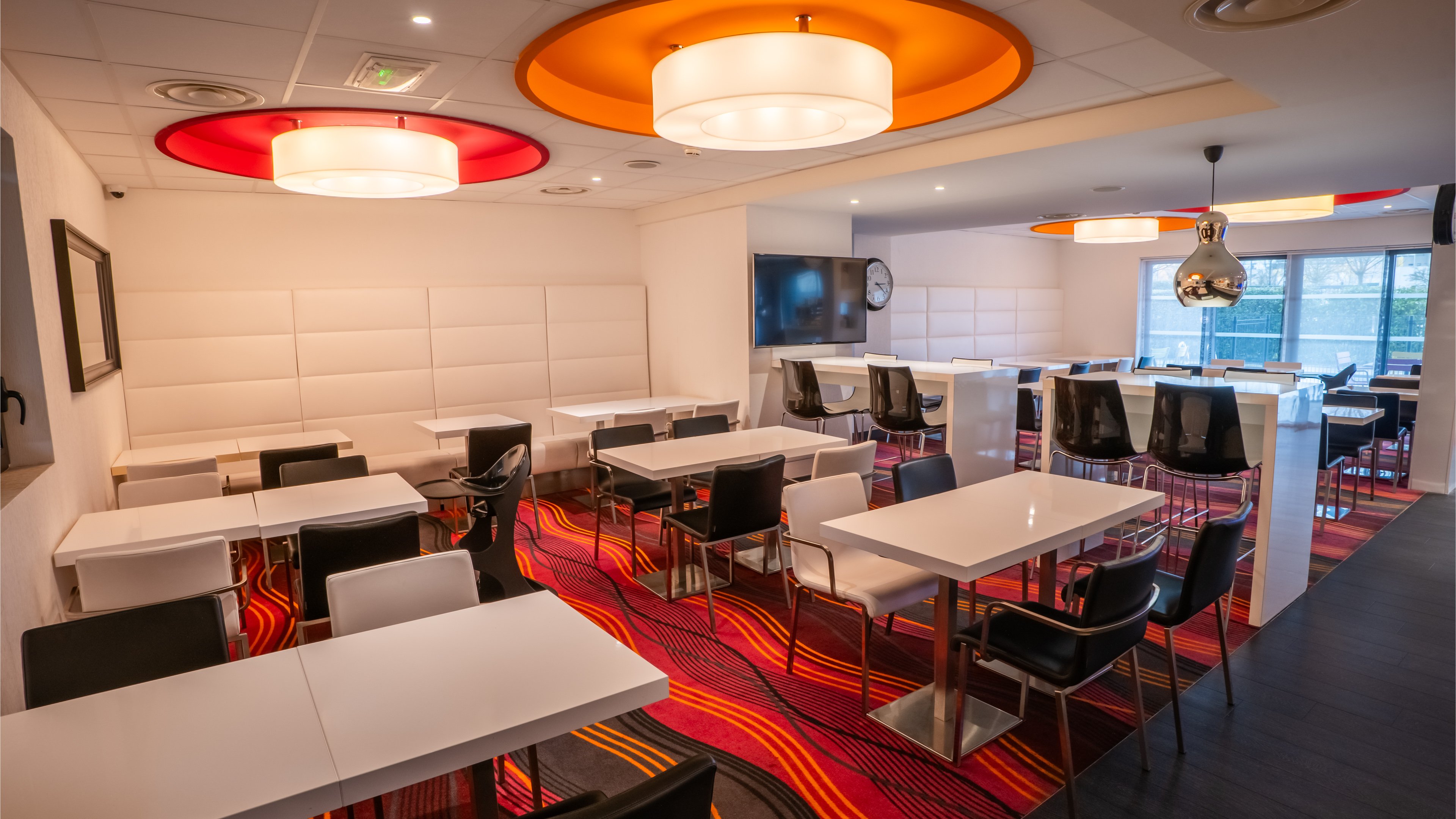 HOLIDAY INN EXPRESS DIJON 40/69