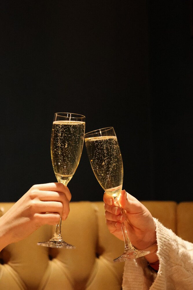 The Porterhouse Grill & Rooms 10/50