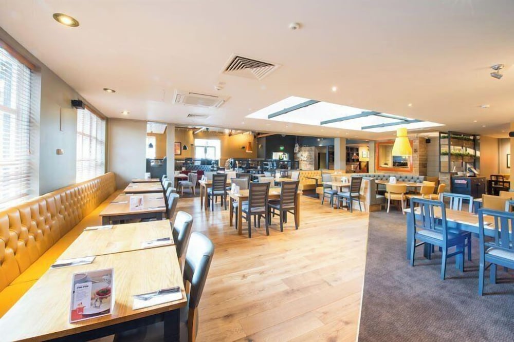 Premier Inn Swindon West 29/53