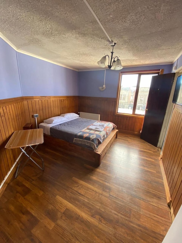 Hostal Ochen Punta Arenas 18/24
