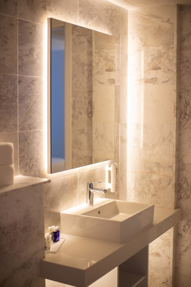 Hotel Napa Suites (Adults Only) 35/71