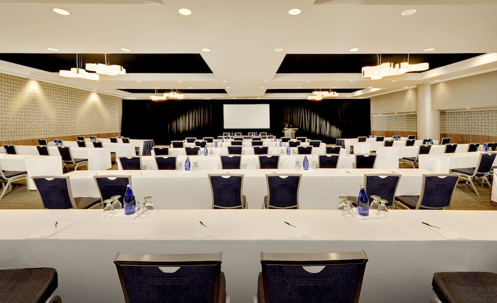 Radisson Blu Toronto Downtown 35/38