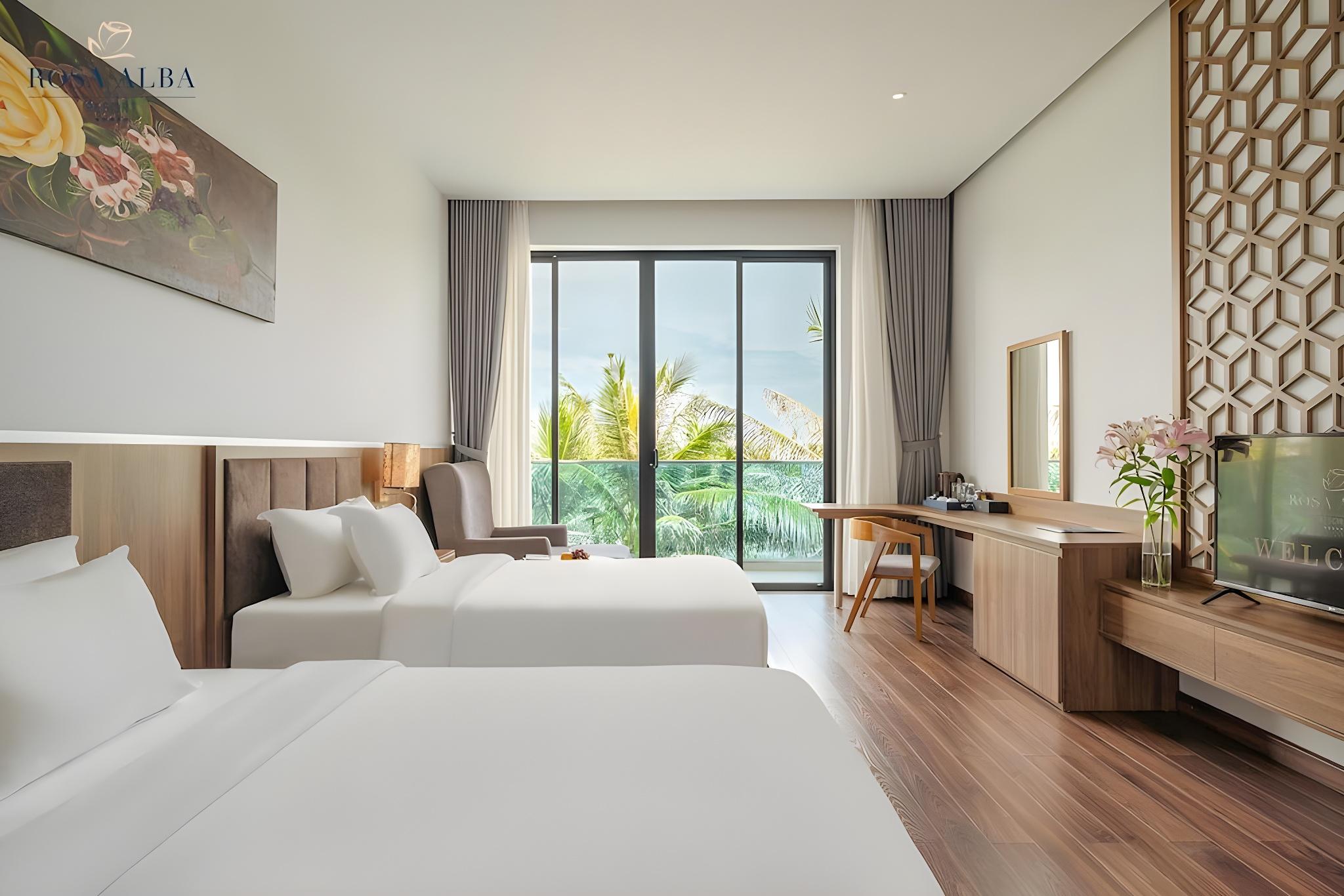 3 Bedrooms, Villa, Beach Front, Private Pool