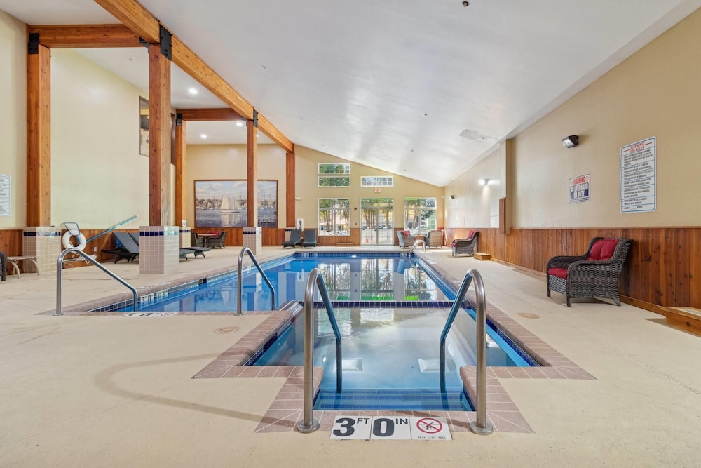 Wyndham Garden Madison Fitchburg 36/69