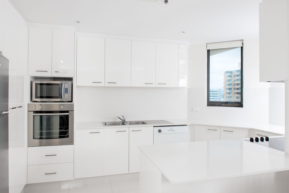 Paradise Centre Apartments Surfers Paradise 24/68