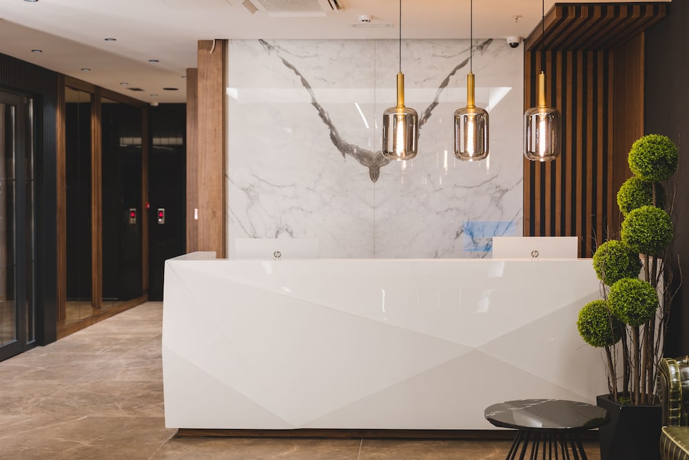 Bristol Hotel Podgorica 8/62