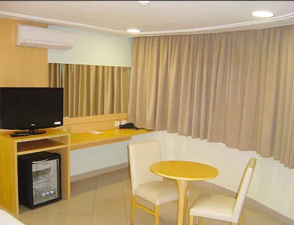 Domani Hotel 35/39