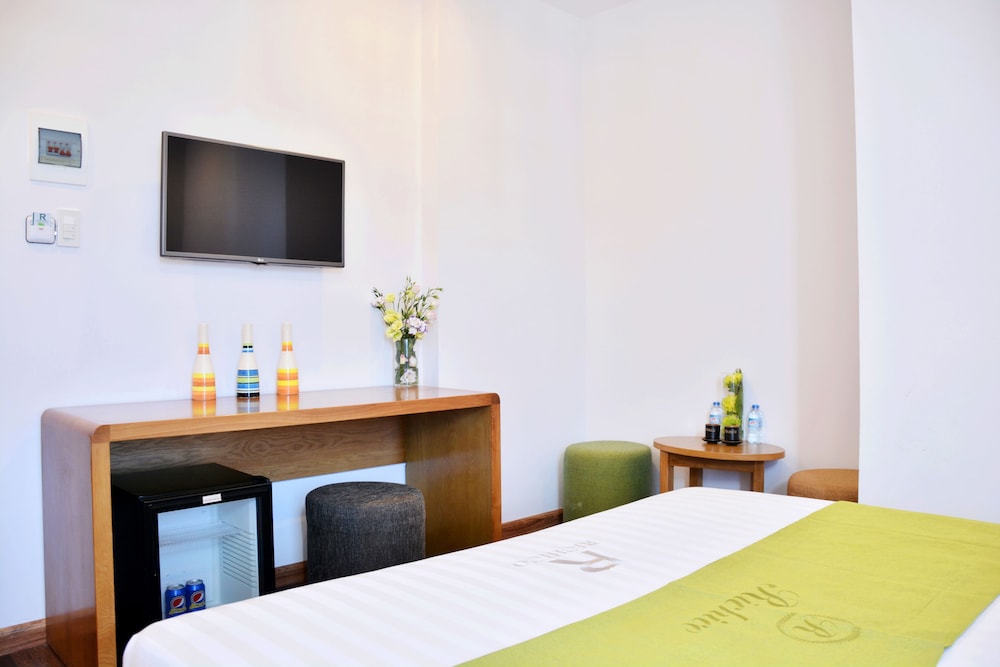 Richico Apartments And Hotel 35/82